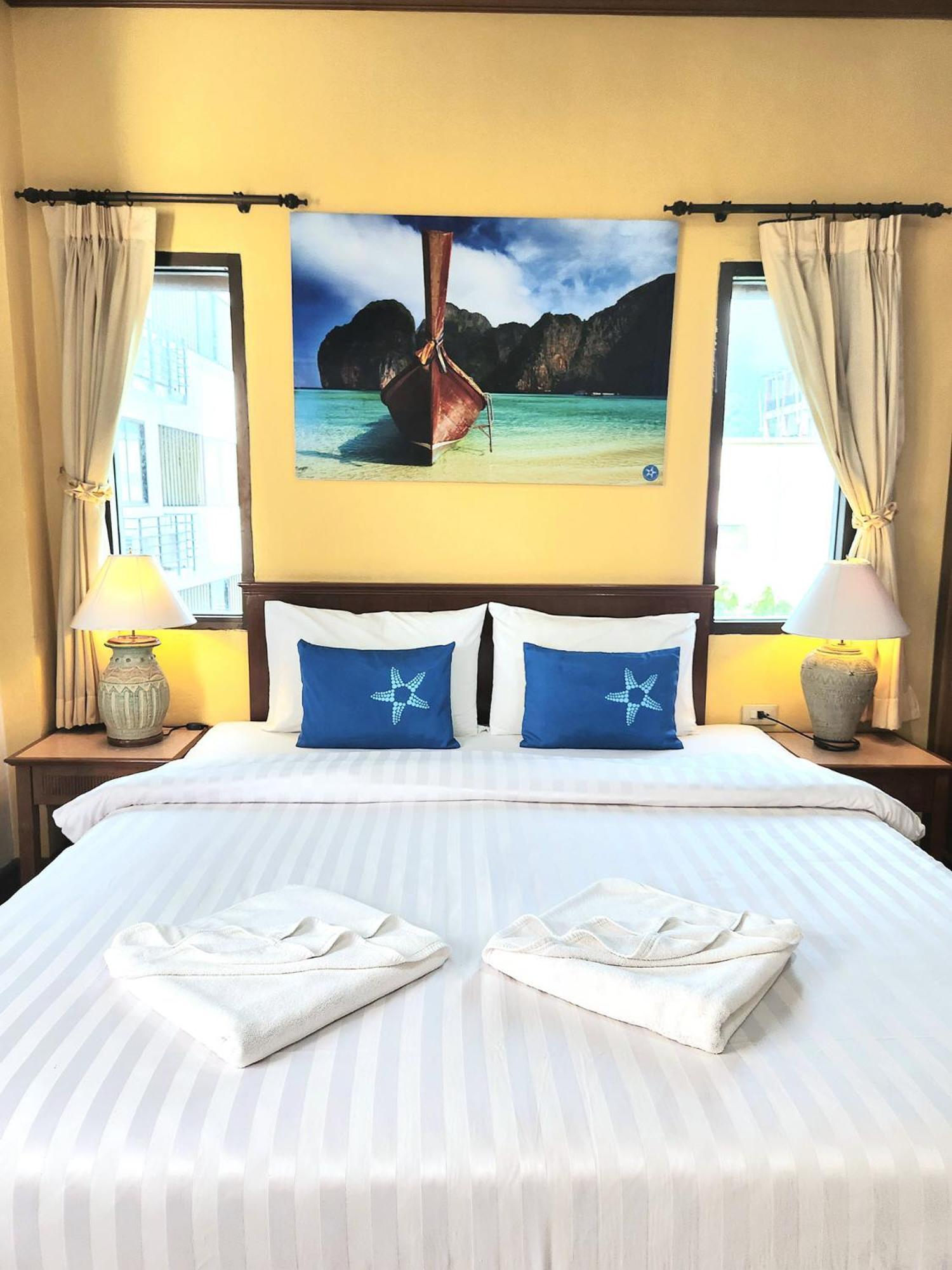 Sea Front Home Hotel - Patong Beach Exterior foto